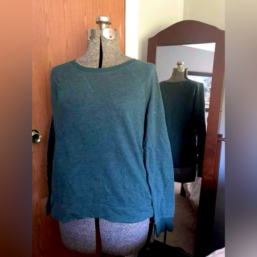 Thin Sweatshirt